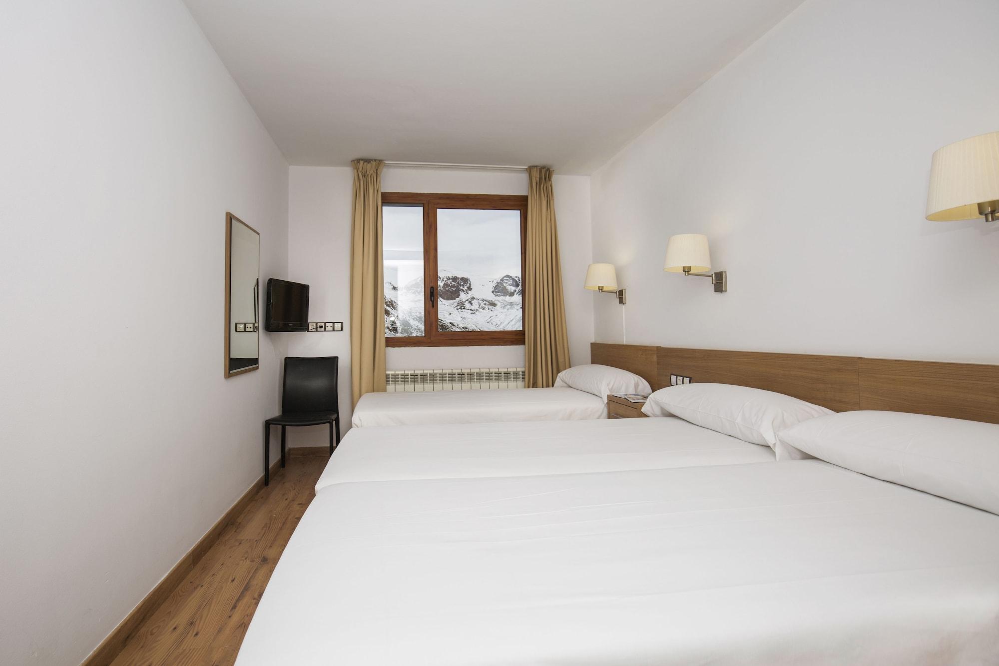 Hotel Catalunya Ski Пас де ла Каса Екстериор снимка