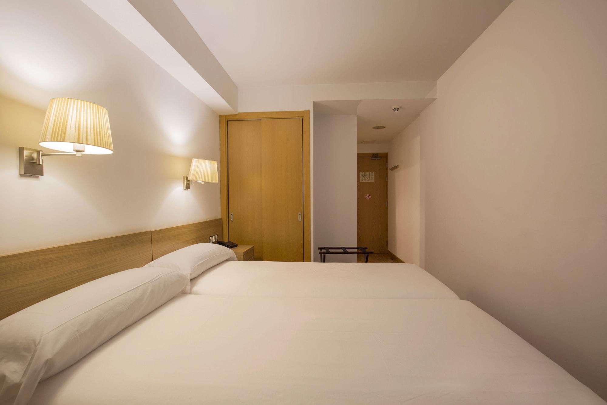 Hotel Catalunya Ski Пас де ла Каса Екстериор снимка