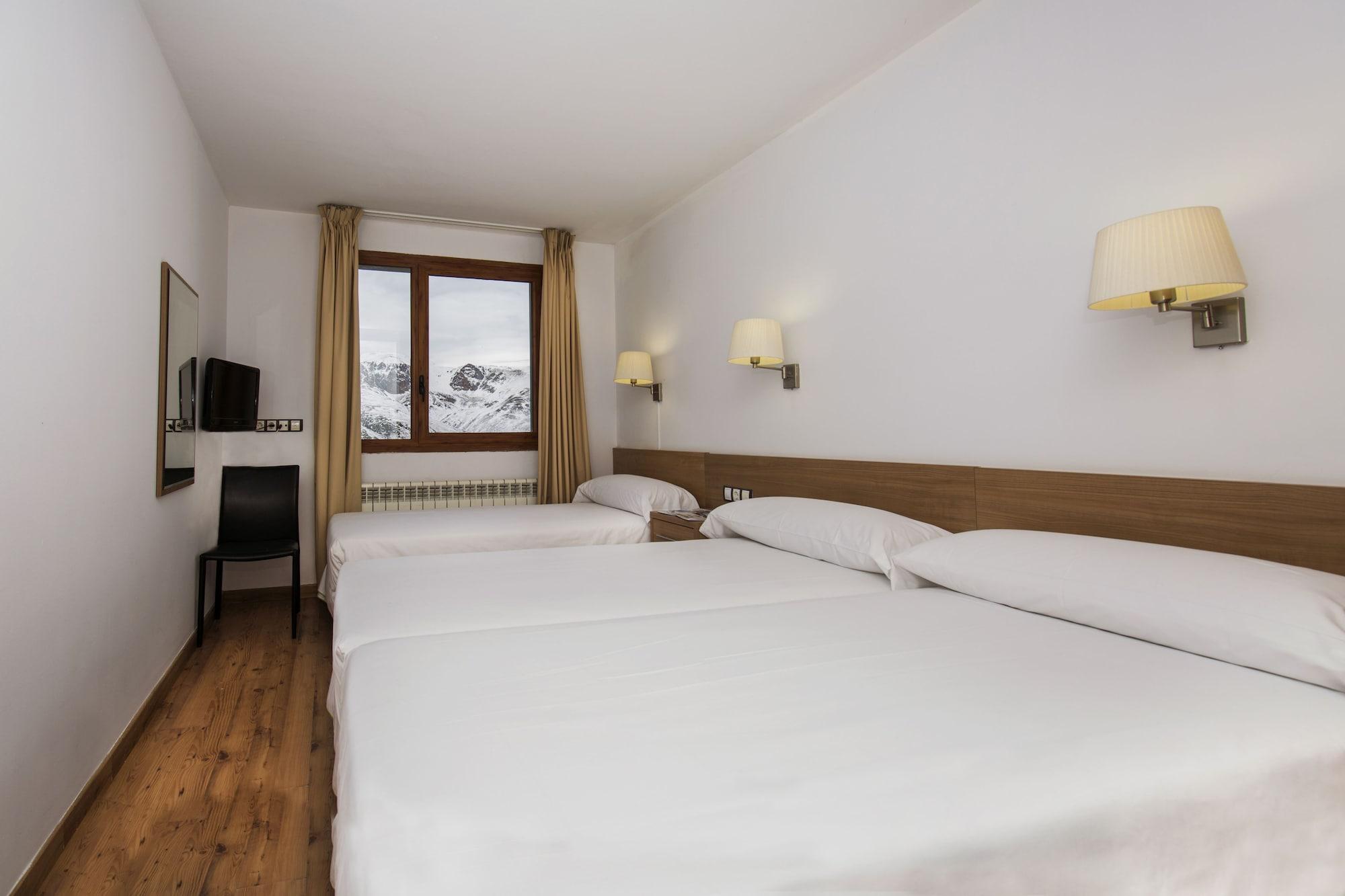 Hotel Catalunya Ski Пас де ла Каса Екстериор снимка