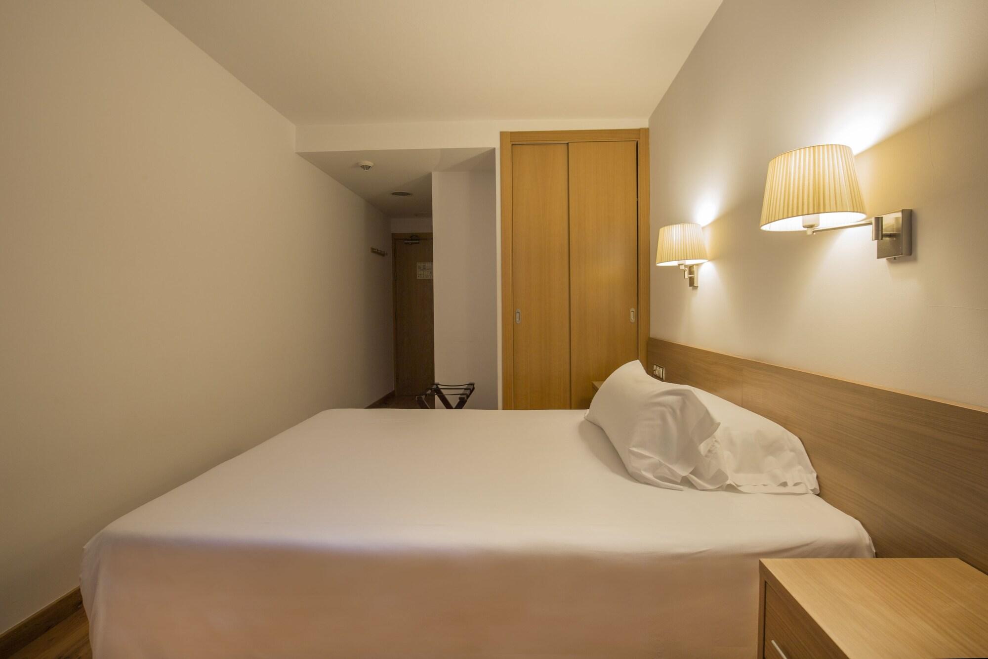 Hotel Catalunya Ski Пас де ла Каса Екстериор снимка