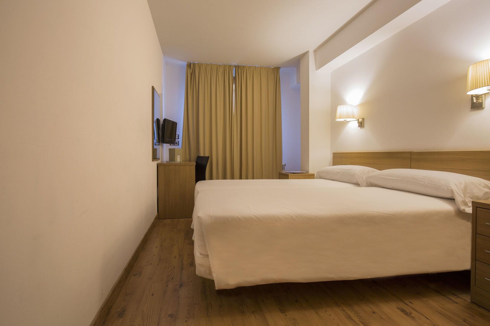 Hotel Catalunya Ski Пас де ла Каса Екстериор снимка