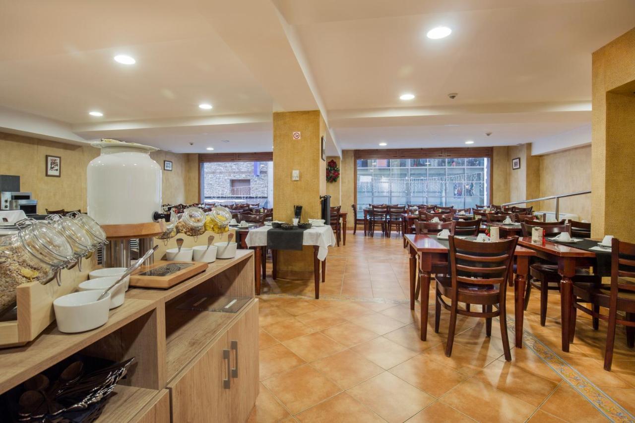 Hotel Catalunya Ski Пас де ла Каса Екстериор снимка